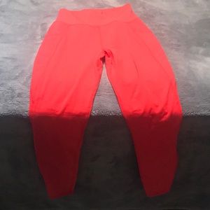 Alphalete surface pocket leggings